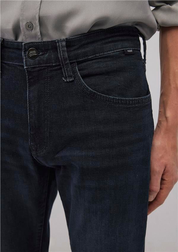 Mavı M0035188545 Marcus Dusty Shaded Lux Black Erkek Slım Straıght Denım Pantolon