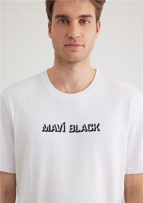 Mavı M0612527-620 Beyaz Erkek Regular Mavı Black Baskılı T-Shırt