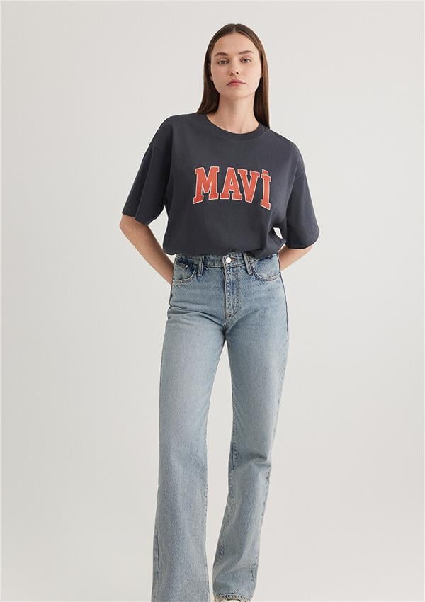 Mavi M1600843-82185 Koyu Antrasit Kadın Oversize Mavi Baskılı T-Shirt