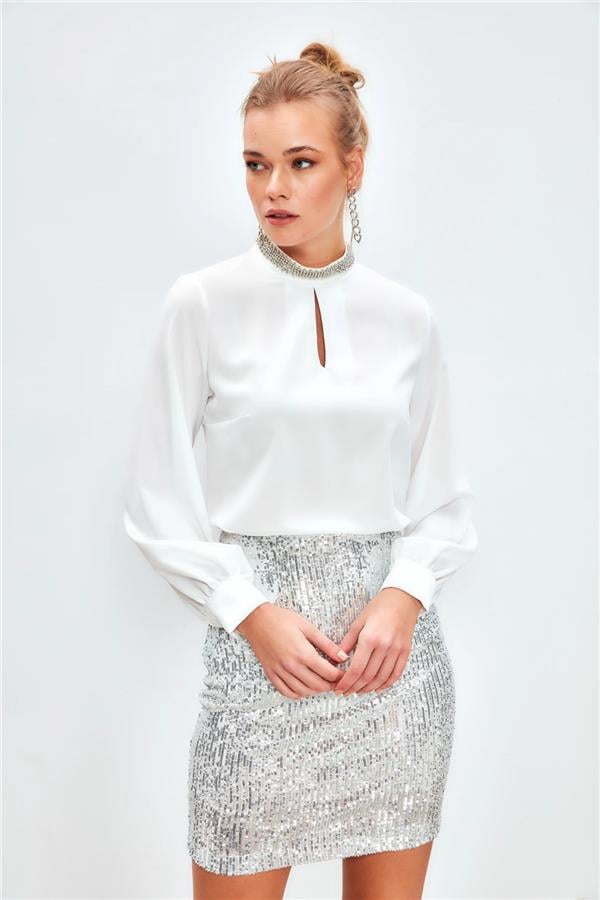 Sateen 3040-1016 Ekru Kadın Yakası Taş Detaylı Bluz