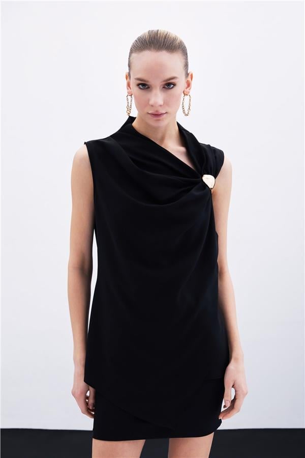 Sateen Y25 1737-1018 Sıyah Kadın Tek Omuzu Aksesuarlı Kolsuz Bluz