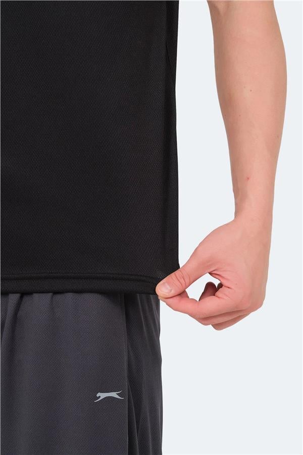 Slazenger Ondına Sıyah Erkek Kapusonlu Kolsuz Polyester T-Shırt