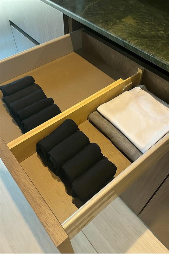 Decorev Doğal Bambu Ayarlanabilir  Yaylı Çekmece Ayracı – Çok Amaçlı Dolap Ve Organizer Bölücü BR-6712