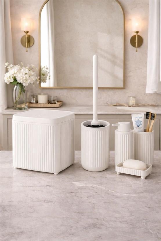 Modern Banyo Aksesuar Seti Click Kapaklı Çöp Kovası Tuvalet Fırçası Ve Sabunluk Seti 5 Parça DC-6803
