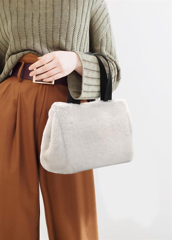 The Mia Peluş Çanta Beyaz 24x30 cm