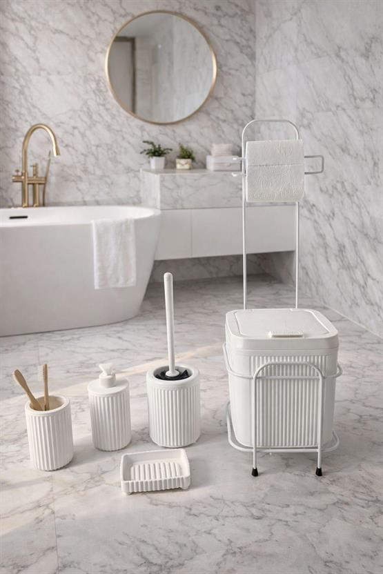 Standlı Beyaz Banyo Aksesuar Seti Tuvalet Fırçası, Banyo Kovası, Sabunluk Ve Diş Fırçalık Seti