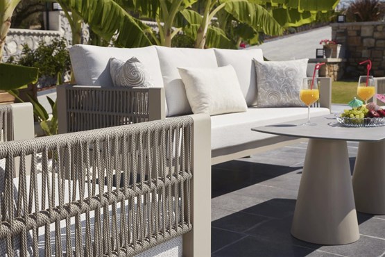 Erinöz Toscana Bahçe Balkon Oturma Grubu 3+1+1+Seramik Sehpa