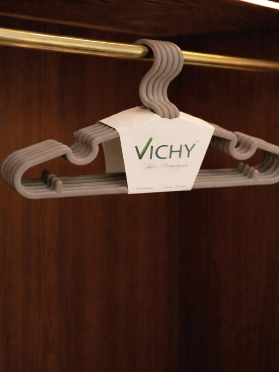 Vichy 5’Li Kaymaz Yüzeyli Askı 29,2 Cm – Bej Renk Çocuk & Bebek Elbise Askısı VCH-7022