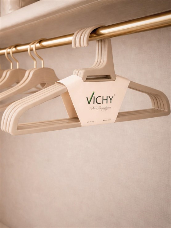 Vichy 5’Li Kaymaz Yüzeyli Askı 45 Cm – Bej Renk Elbise & Ceket Askısı VCH-7025