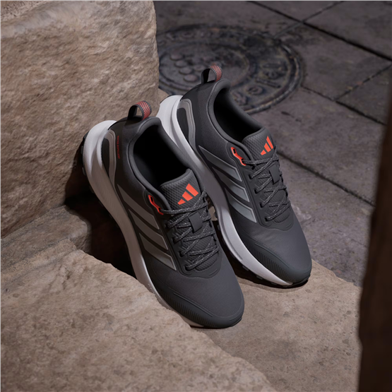 Adıdas Jı4084 Runfalcon 5 Tr 10.10146 Cblack/Sılvmt/Carbon Mrd Kosu Ayakkabısı