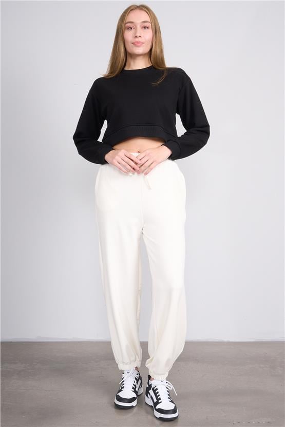 Aksoy K26 24K100-1 Sıyah Kadın O Yaka 3 Ip Sardonsuz Crop Sweat