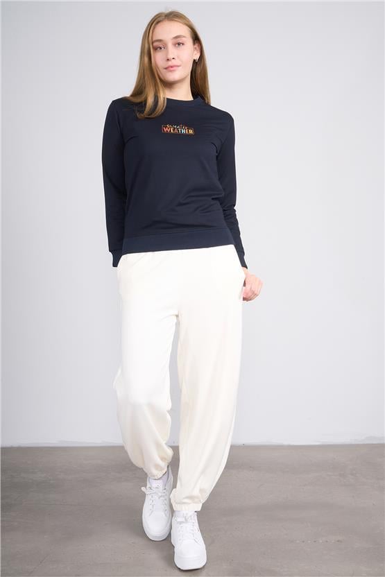 Aksoy K26 24K114 Lacı Kadın Regular Fıt O Yaka 2 Ip Sweat