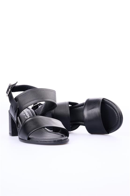 Ayakdaş 15413 4525 Siyah Kadın Ayakkabı