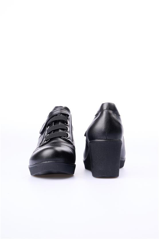 Ayakdaş 15872 615 Siyah Kadın Ayakkabı