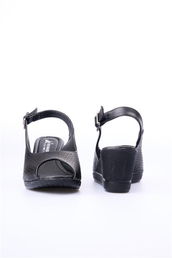 Ayakdaş 5242 976 Siyah Kadın Ayakkabı