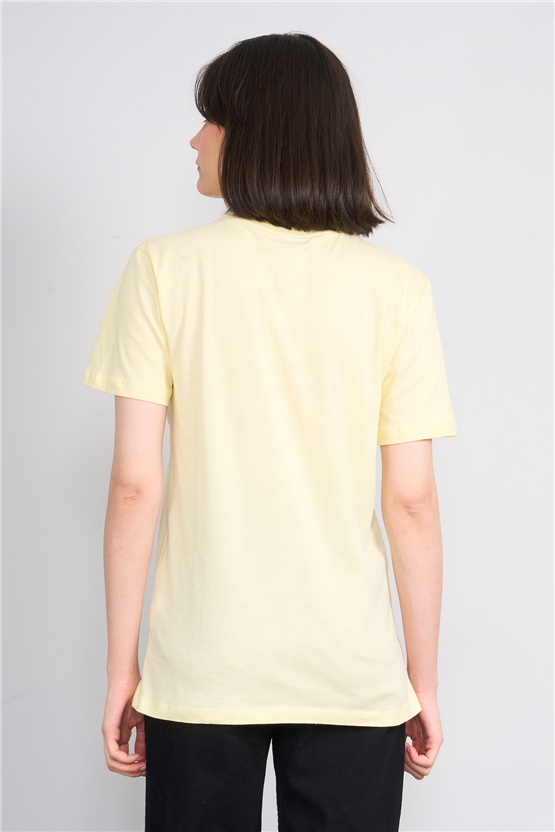 C.K Y26 8946 Fithit Kadın Bisiklet Yaka Regular Nakışlı T-shirt Uçuk Sarı