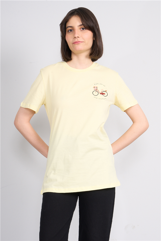 C.K Y26 8946 Fithit Kadın Bisiklet Yaka Regular Nakışlı T-shirt Uçuk Sarı
