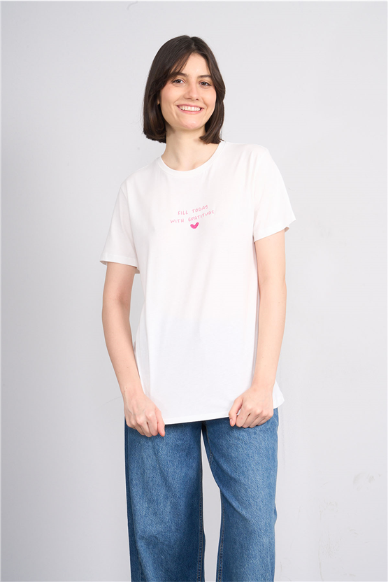 C.K Y26 8949 Fithit Byn B.Yk Regular Nakışlı T-shirt Krem