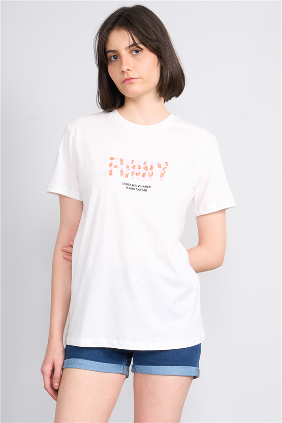 C.K Y26 8952 Fithit Byn B.Yk Regular Nakışlı T-shirt Krem