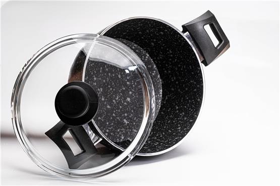 CEM PRESTIJ TENCERE 22 CM