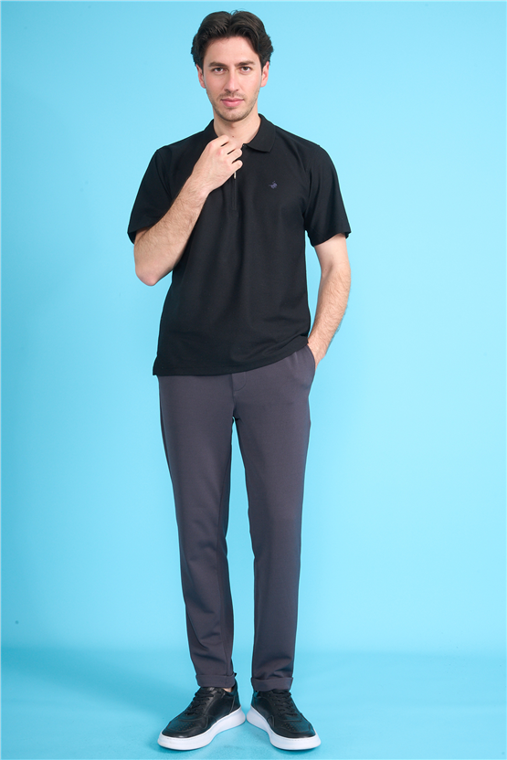 Çetinkaya Chester Polo 4727 Fermuarlı Polo Yaka Regular Jakarlı T-shirt Siyah