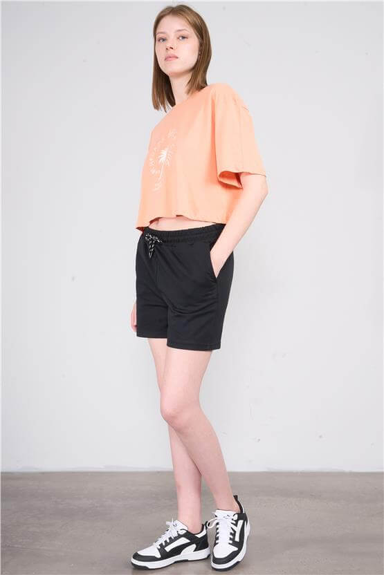 Çetinkaya Fithit 7049 Kadın Rejenere Beli Lastikli Şort Siyah