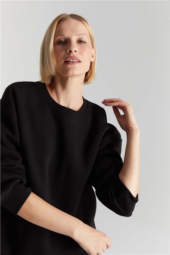 Çetinkaya Fithit 8128 Kadın Bisiklet Yaka 3 İplik Şardonlu Basic Sweatshirt Siyah