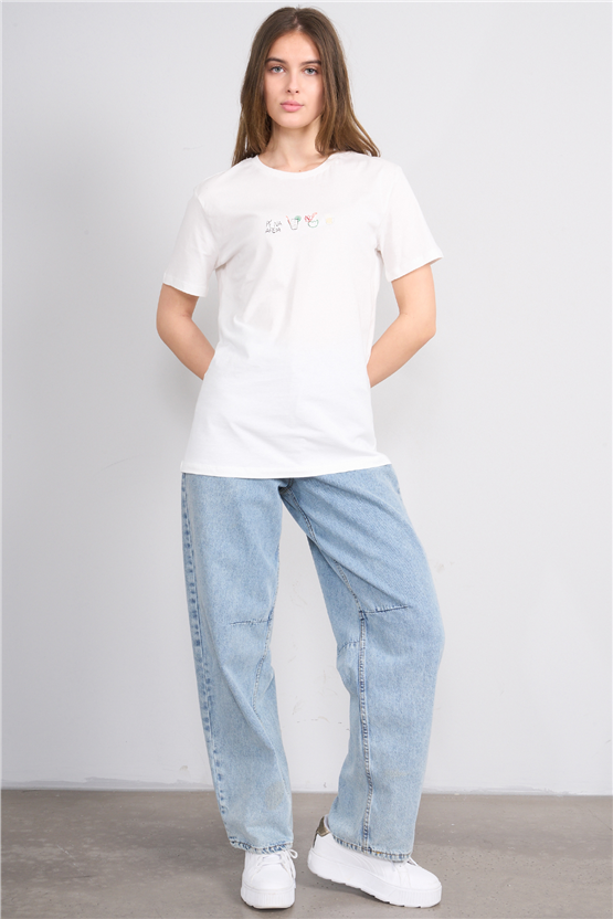 C.K Y26 8951 Fithit Byn B.Yk Regular Nakışlı T-shirt Krem