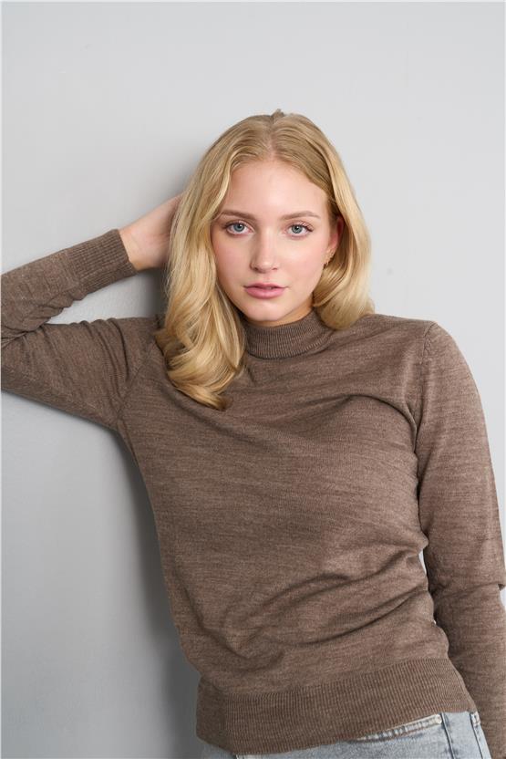 Çetinkaya MiyaMira 2254 Bayan Dik Yaka Kahverengi Triko