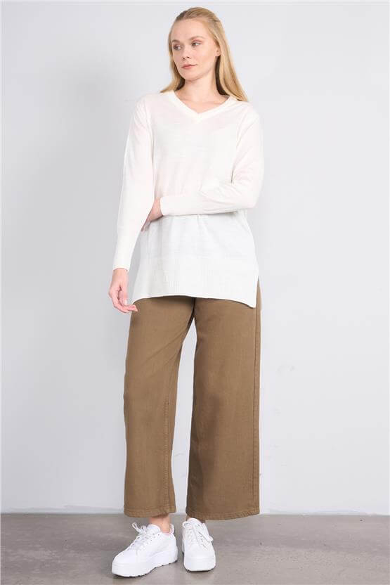 Çetinkaya Miyamira 2307 Kadın Basic V Yaka Yanları Yırtmaçlı Triko Krem