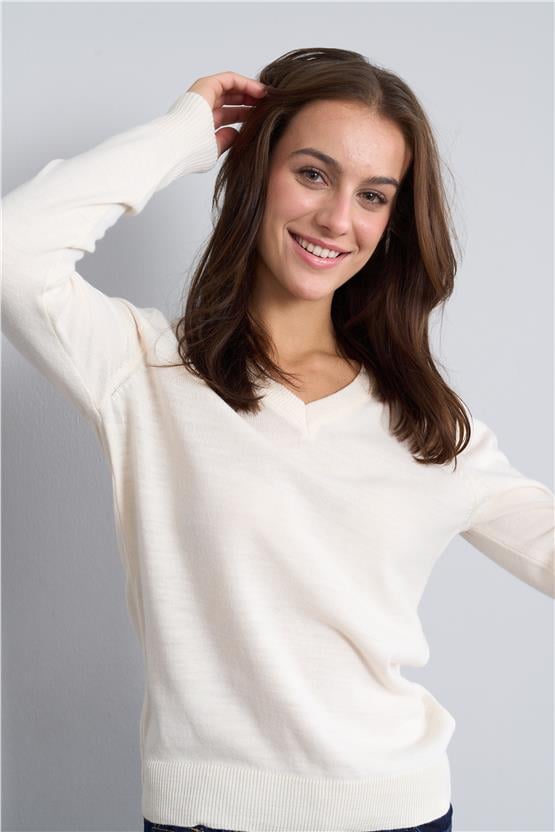 Çetinkaya Miyamira V Yaka Triko Krem