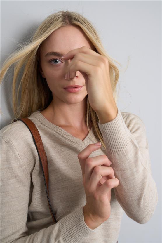 Çetinkaya Miyamira V Yaka Triko Taş Melanj