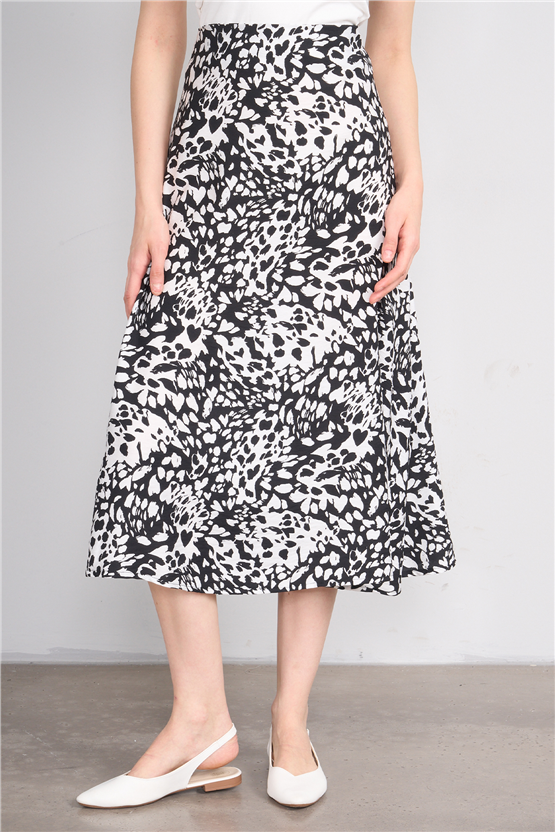 Fithit 4652 Bayan Viskon Regular Çan Etek Siyah Üzeri Kalpli Leopar Desen