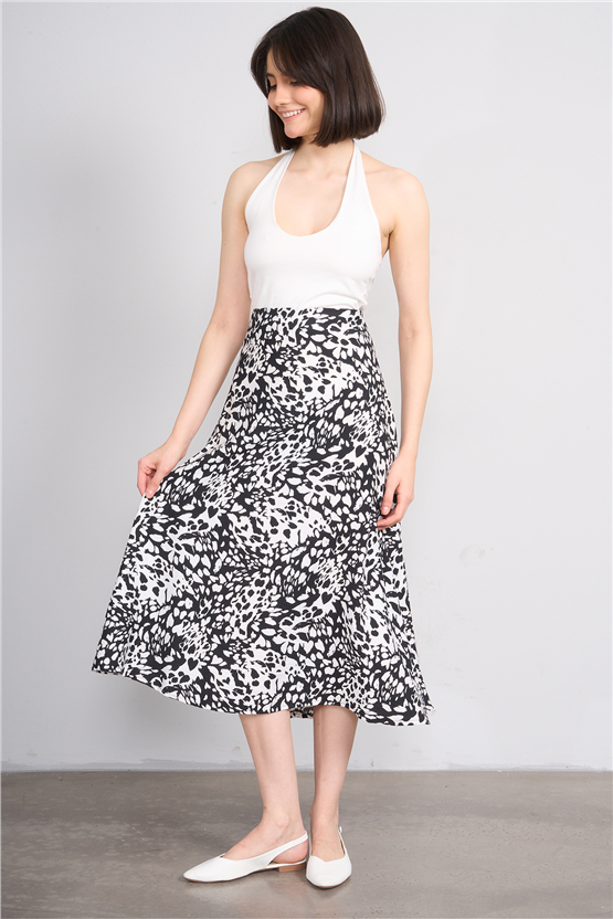 Fithit 4652 Bayan Viskon Regular Çan Etek Siyah Üzeri Kalpli Leopar Desen