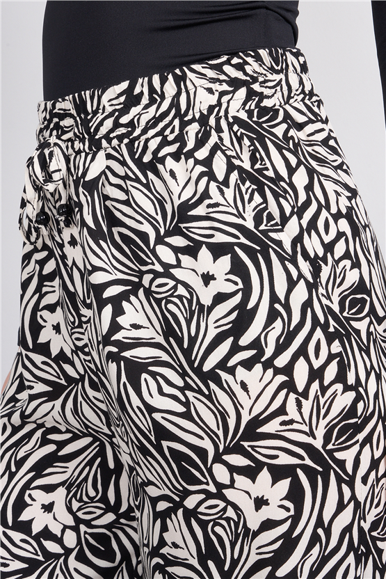 Fithit 7454 Bayan Viskon Geniş Paça Pantolon Siyah Üzeri Çiçek Desen