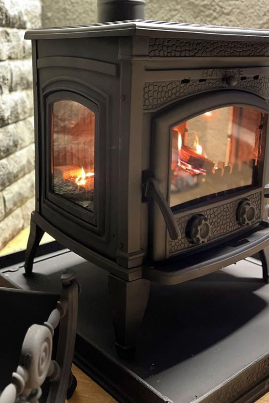 FLAME STOVE Sirius Ultra Yan Kapaklı, Camlı Döküm Soba Şömine (14YK)