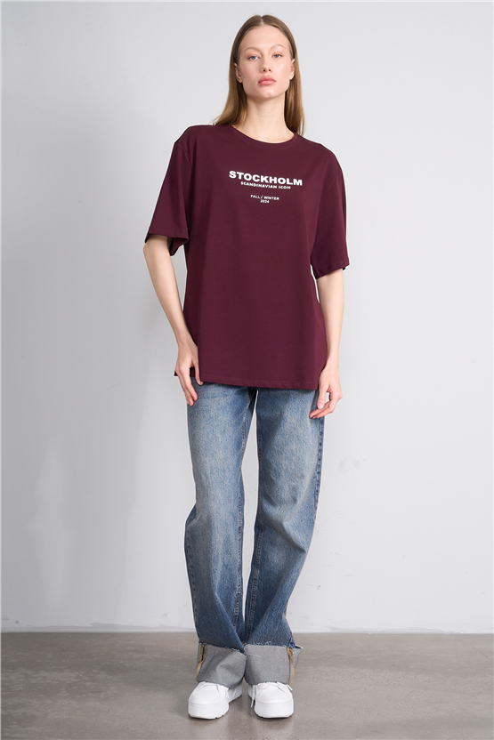 Helly Y26 Mb-6056 Bordo Kadın Stockholm Yazı Baskılı T-Shirt