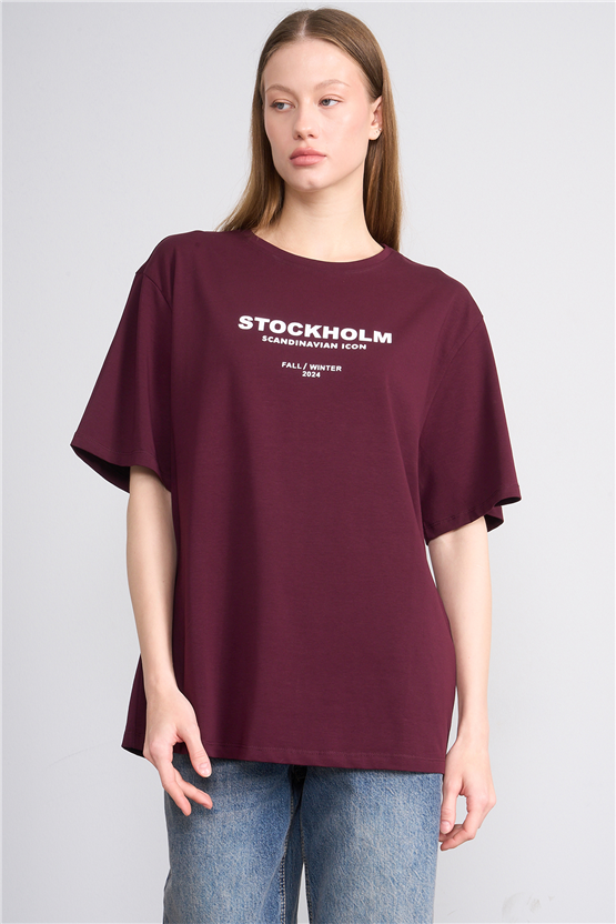 Helly Y26 Mb-6056 Bordo Kadın Stockholm Yazı Baskılı T-Shirt