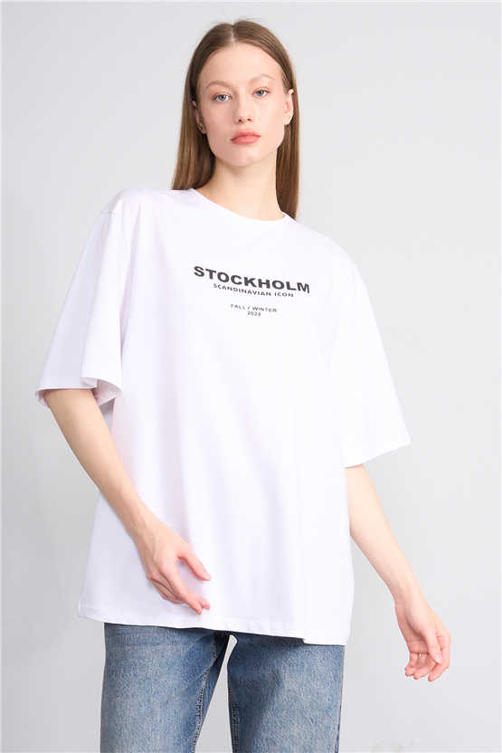 Helly Y26 Mb-6056 Ekru Kadın Stockholm Yazı Baskılı T-Shirt