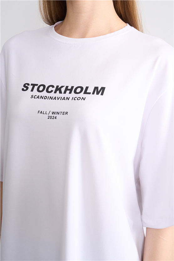 Helly Y26 Mb-6056 Ekru Kadın Stockholm Yazı Baskılı T-Shirt