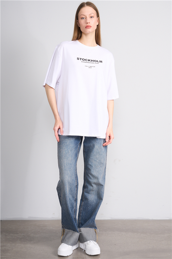 Helly Y26 Mb-6056 Ekru Kadın Stockholm Yazı Baskılı T-Shirt