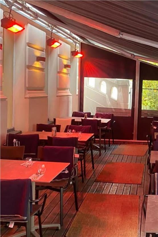 Hottable Supreme Plus Duvar Tipi Dış Mekan İnfrared Isıtıcı 2000 Watt (U.kumandalı 5 kademe Isı ayarı)