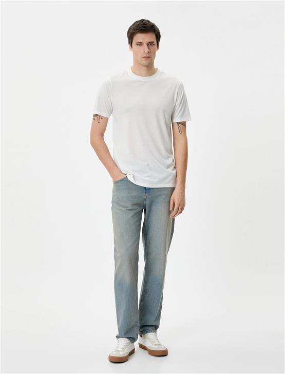 Koton 4Sam10276Hk 000 Beyaz Erkek Jersey Kısa Kollu Basic T-Shirt