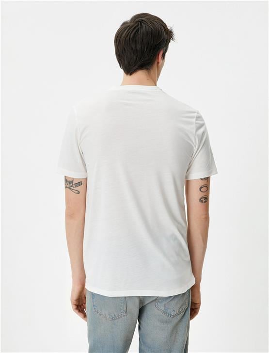 Koton 4Sam10276Hk 000 Beyaz Erkek Jersey Kısa Kollu Basic T-Shirt