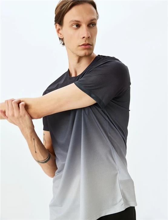 Koton 5Sam10025Nk 9S9 Sıyah Cızgılı Erkek Polyester Jersey Spor T-Shırt