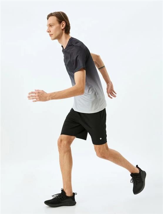 Koton 5Sam10025Nk 9S9 Sıyah Cızgılı Erkek Polyester Jersey Spor T-Shırt