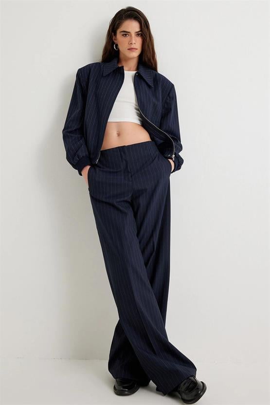 Koton 5Wak40013Pw 7S1 Lacivert Cızgılı Kadın Vıskoz Dokuma Pantolon