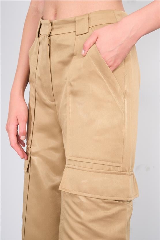 Lefon Y25 031270 Bej Kadın Bol Paca Kargo Ceplı Pantolon
