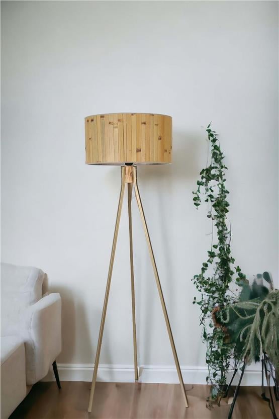 Lumexx Fısco Tripod Eskitme Lambader Silindir Bambu 02 Abajurlu