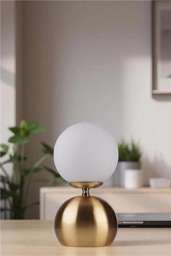 Lumexx Oliver Eskitme Kaplamalı Beyaz Camlı Masa Lambası